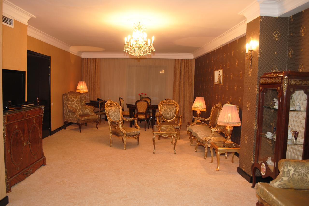 Vere Palace Hotel Tbilisi Bagian luar foto