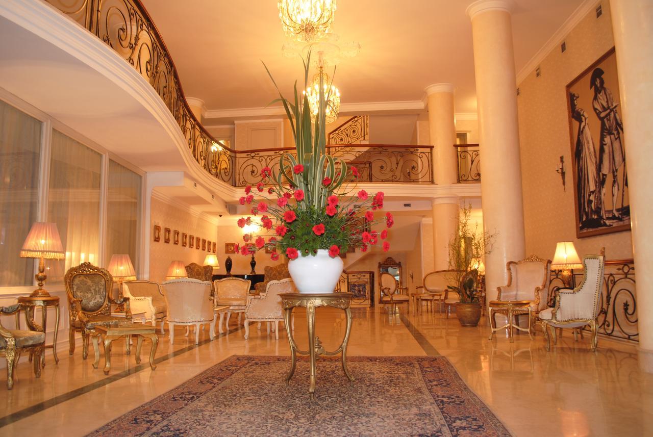 Vere Palace Hotel Tbilisi Bagian luar foto